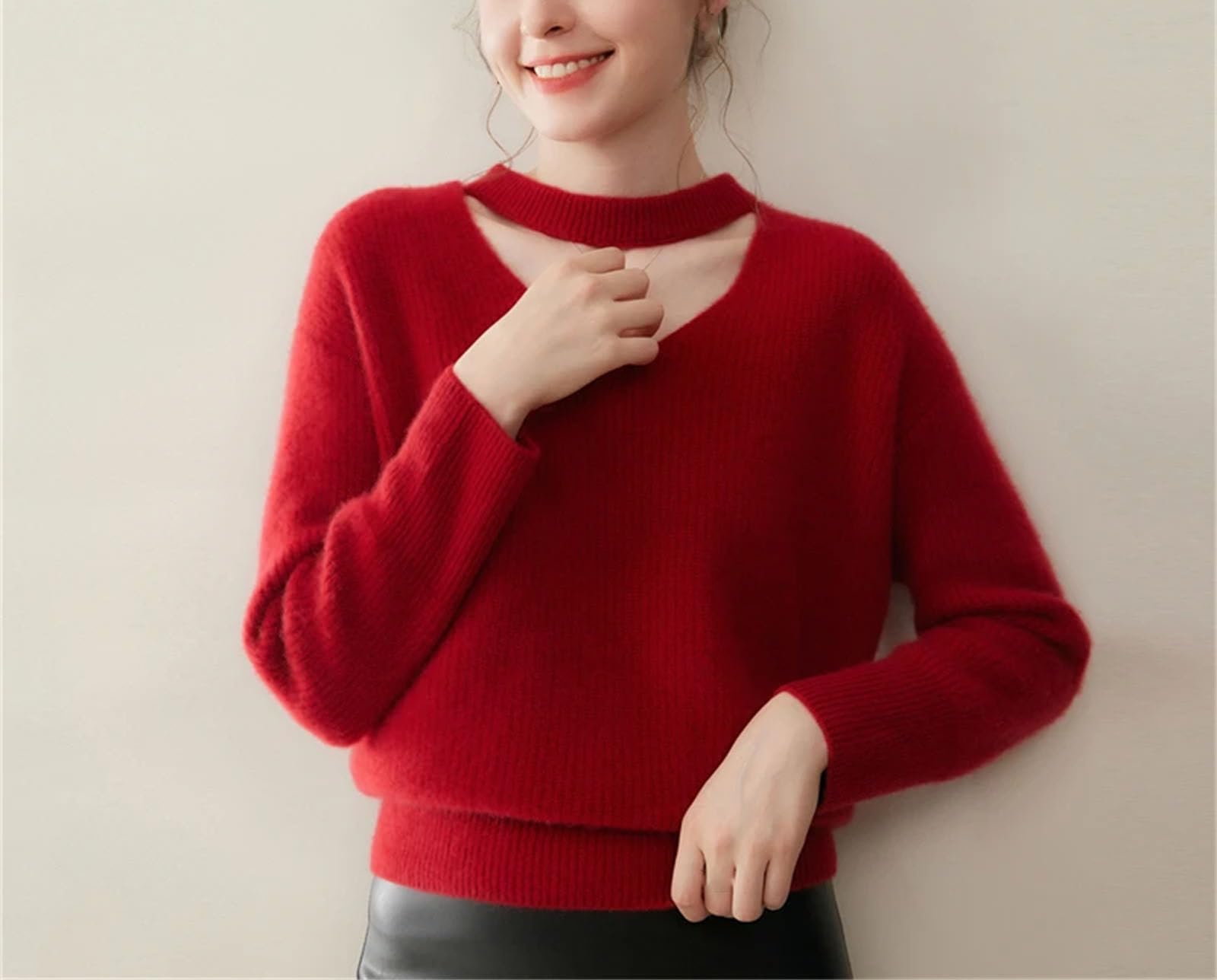 100% Cashmere V-Neck Pullover