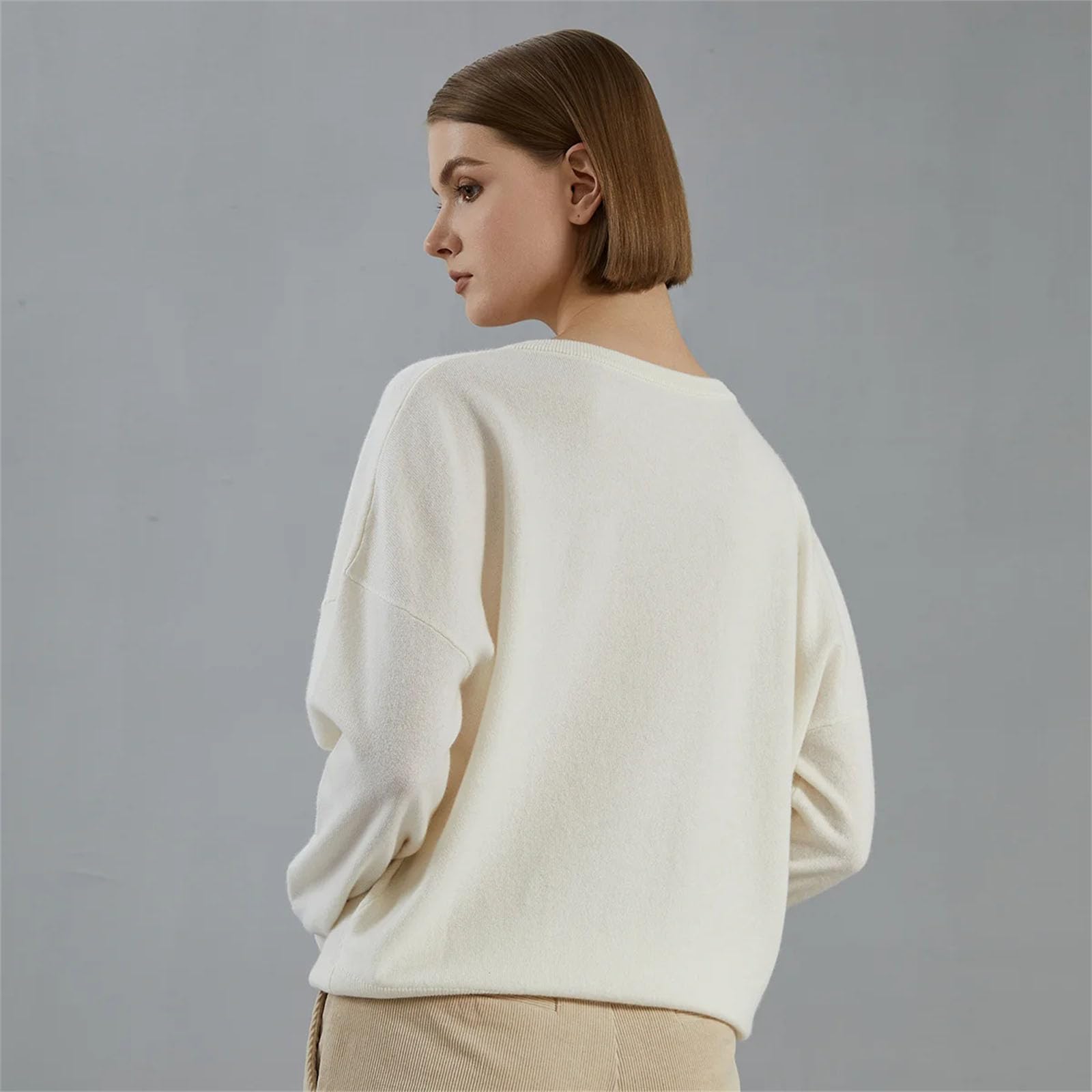 100% Cashmere V-Neck Sweater