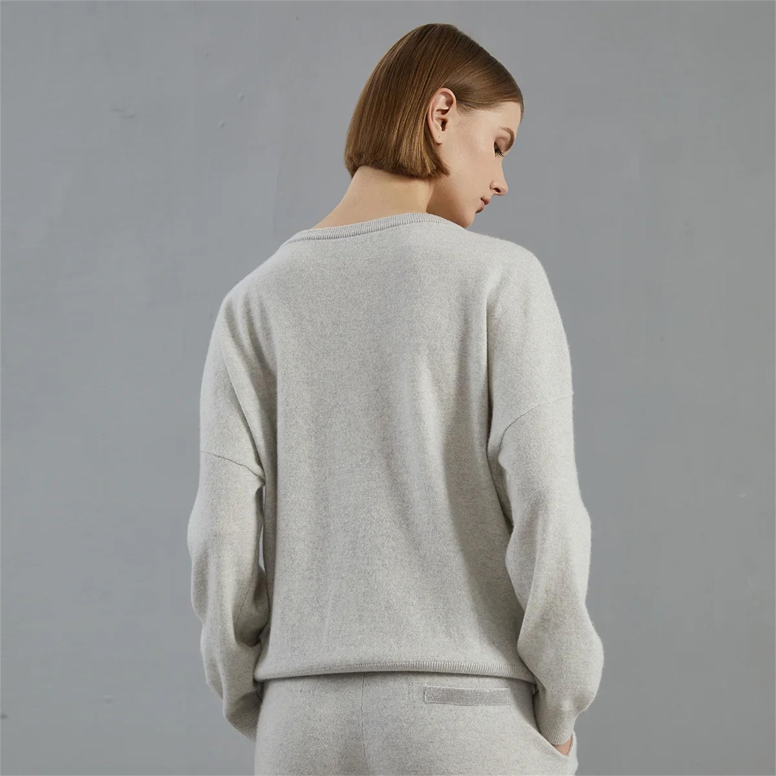 100% Cashmere V-Neck Sweater